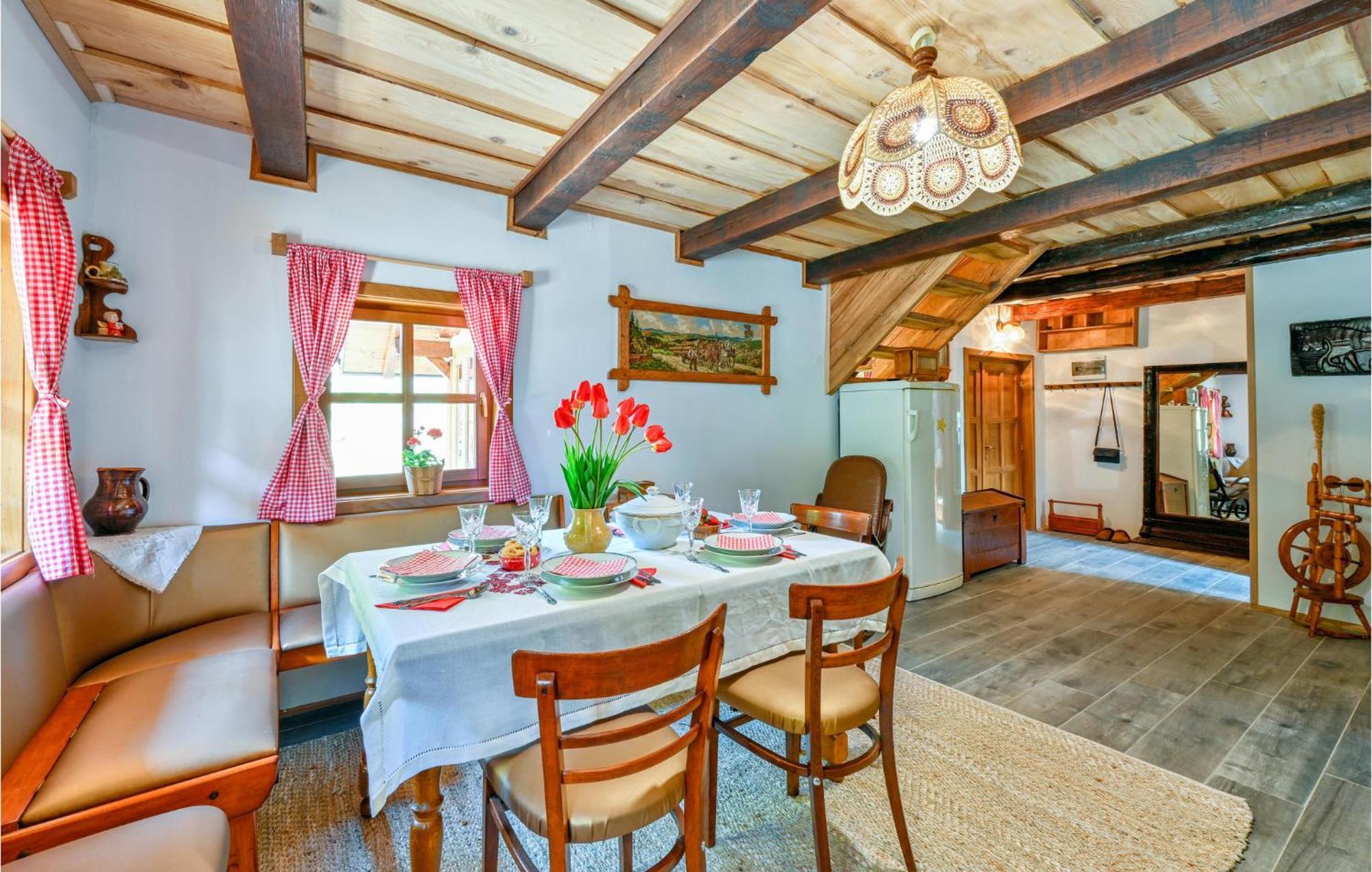 Pet Friendly Home In Varazdin Breg With Jacuzzi Exterior foto